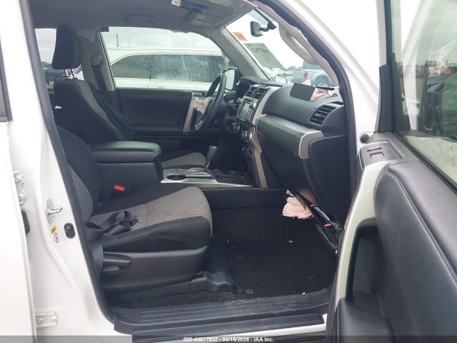 Aukcja sprzedaży 2018 Toyota 4runner Sr5, vin: JTEZU5JR3J5176370, numer aukcji: 44877932