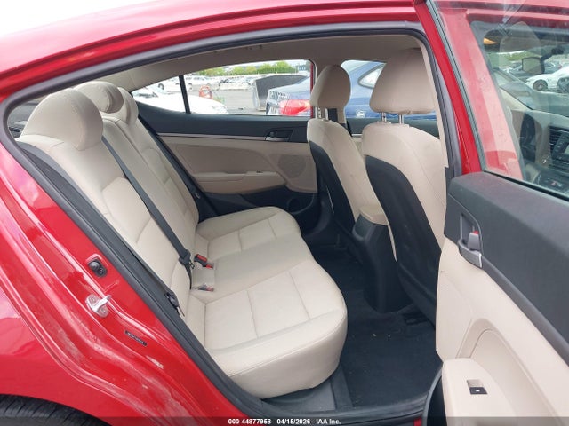 Hyundai ELANTRA SE 2018 5NPD74LF7JH309232 Image 8