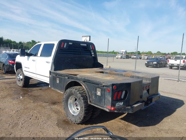 44877997 :رقم المزاد ، 1GT42YE88GF303852 vin ، 2016 Gmc Sierra 3500hd Denali مزاد بيع
