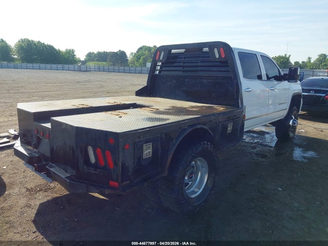 44877997 :رقم المزاد ، 1GT42YE88GF303852 vin ، 2016 Gmc Sierra 3500hd Denali مزاد بيع