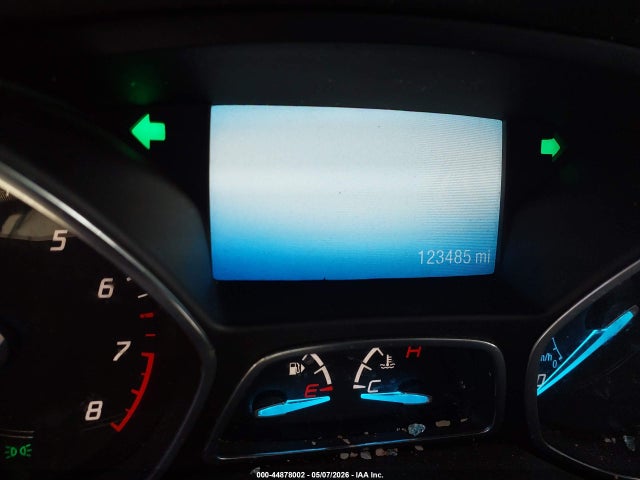 44878002 :رقم المزاد ، 1FMCU9J91EUA56673 vin ، 2014 Ford Escape Titanium مزاد بيع