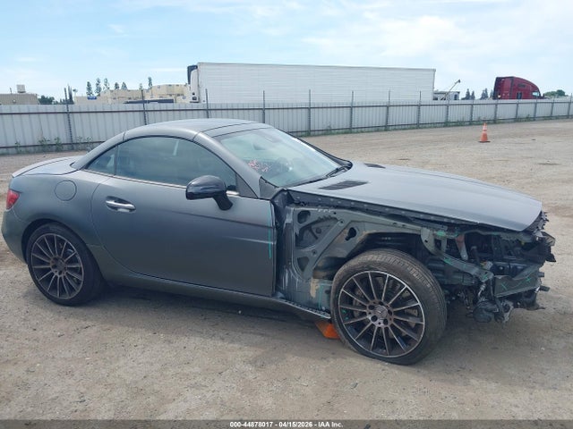 W1KPK6GA6LF169389 Mercedes-Benz Amg Slc 43
