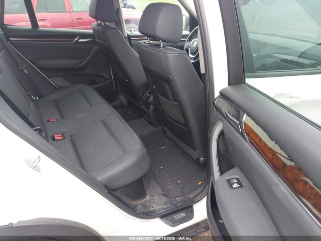 44878027 :رقم المزاد ، 5UXWX9C55F0D59646 vin ، 2015 Bmw X3 Xdrive28i مزاد بيع