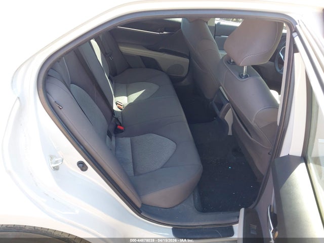 Продаж на аукціоні авто 2022 Toyota Camry Le, vin: 4T1C11AK7NU067030, номер лоту: 44878039