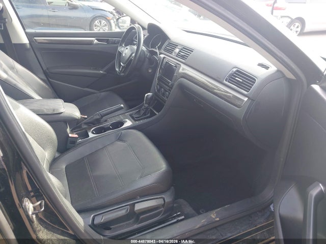 Продаж на аукціоні авто 2016 Volkswagen Passat 1.8t Se, vin: 1VWBT7A31GC049067, номер лоту: 44878043