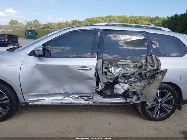 Aukcja sprzedaży 2017 Nissan Pathfinder Platinum, vin: 5N1DR2MN8HC903950, numer aukcji: 44878059