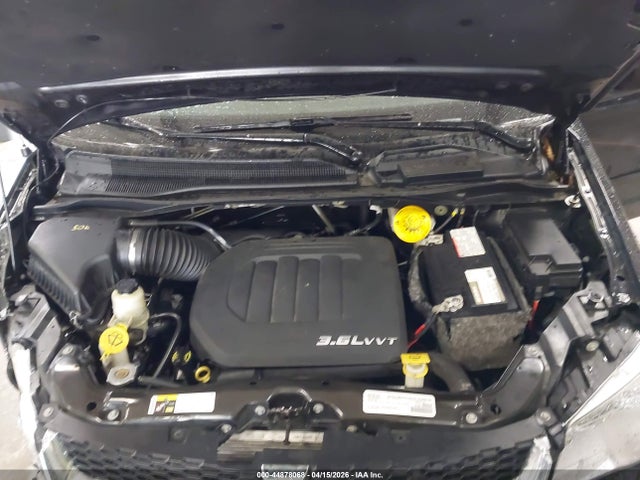 Продажа на аукционе авто 2017 Dodge Grand Caravan Sxt, vin: 2C4RDGCG4HR758826, номер лота: 44878068