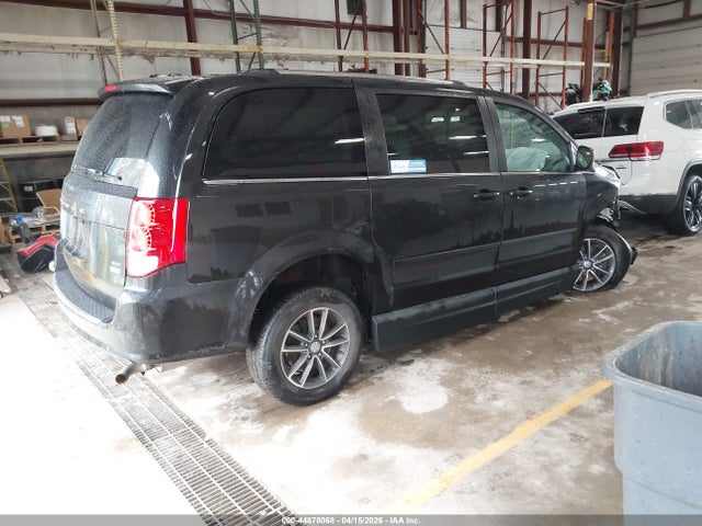 Продажа на аукционе авто 2017 Dodge Grand Caravan Sxt, vin: 2C4RDGCG4HR758826, номер лота: 44878068
