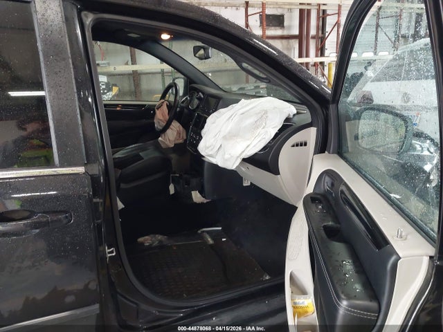 Продажа на аукционе авто 2017 Dodge Grand Caravan Sxt, vin: 2C4RDGCG4HR758826, номер лота: 44878068