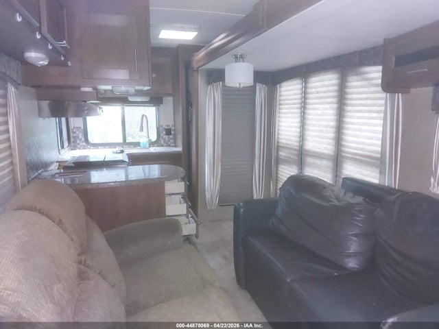 4X4TWCD21FT014421 Wildcat Travel Trailer