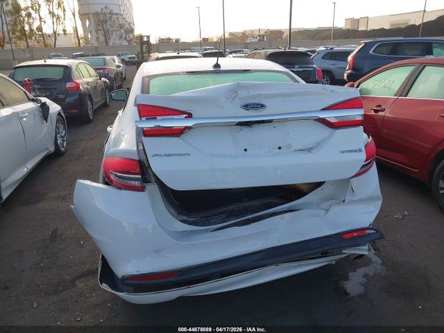 Продажа на аукционе авто 2017 Ford Fusion Hybrid S, vin: 3FA6P0UUXHR183119, номер лота: 44878089
