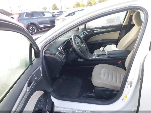 Продажа на аукционе авто 2017 Ford Fusion Hybrid S, vin: 3FA6P0UUXHR183119, номер лота: 44878089