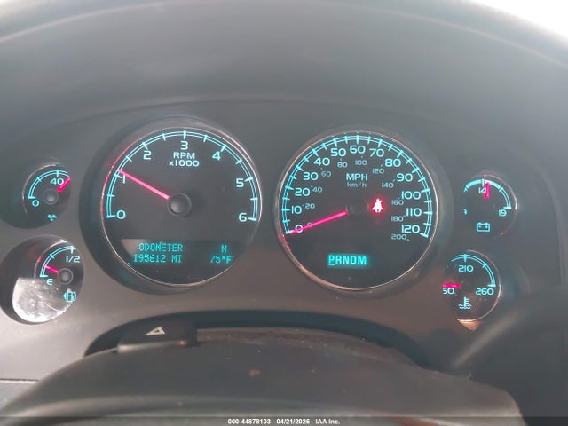 Aukcja sprzedaży 2012 Chevrolet Suburban 1500 Lt, vin: 1GNSKJE75CR246161, numer aukcji: 44878103