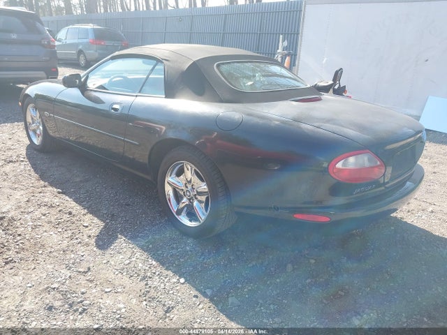 1999 JAGUAR XK8 SAJGX2048XC034626 Photo 2