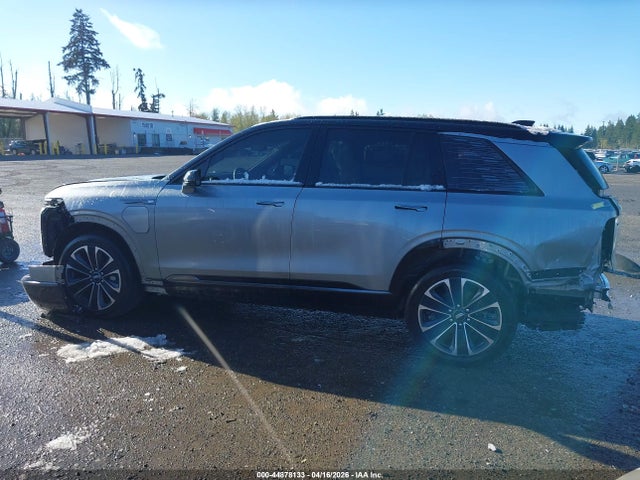 1GYC3NML0TZ700679 Cadillac Vistiq Sport