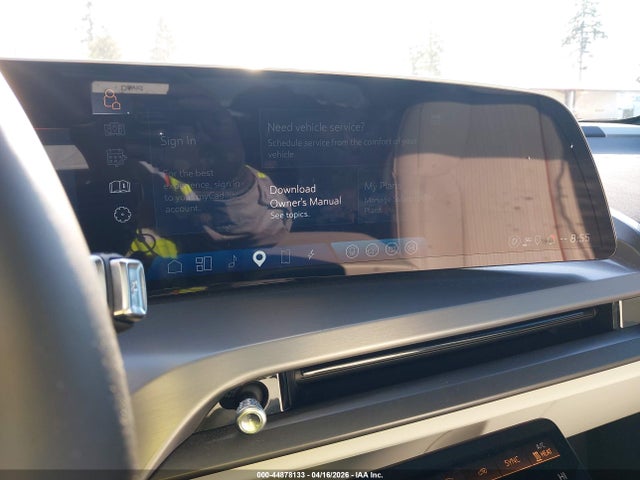 1GYC3NML0TZ700679 Cadillac Vistiq Sport