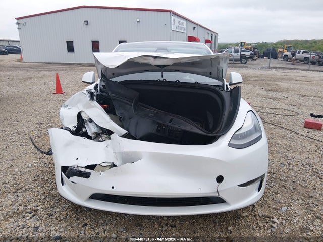 44878136 :رقم المزاد ، 7SAYGDEF6NF312175 vin ، 2022 Tesla Model Y Performance Dual Motor All-wheel Drive مزاد بيع