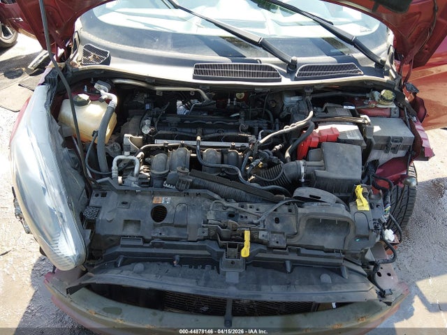 44878146 :رقم المزاد ، 3FADP4BJXFM216167 vin ، 2015 Ford Fiesta Se مزاد بيع