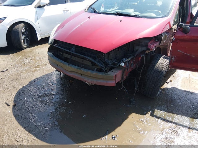 44878146 :رقم المزاد ، 3FADP4BJXFM216167 vin ، 2015 Ford Fiesta Se مزاد بيع