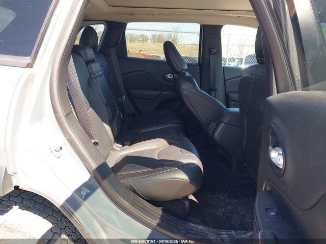 Продажа на аукционе авто 2015 Jeep Cherokee, vin: 1C4PJMBS8FW661797, номер лота: 44878151