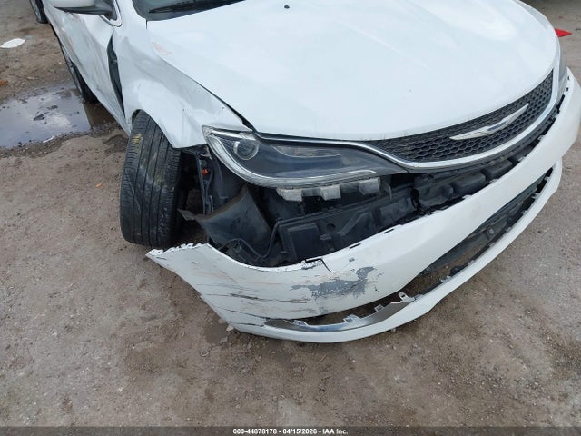 Продажа на аукционе авто 2016 Chrysler 200 Limited, vin: 1C3CCCAB5GN165209, номер лота: 44878178