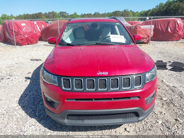 44878181 :رقم المزاد ، 3C4NJCBB1KT668561 vin ، 2019 Jeep Compass Sun And Wheel Fwd مزاد بيع