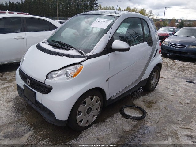 Smart Fortwo Pure 2014 WMEEJ3BA3EK778185 Image 2