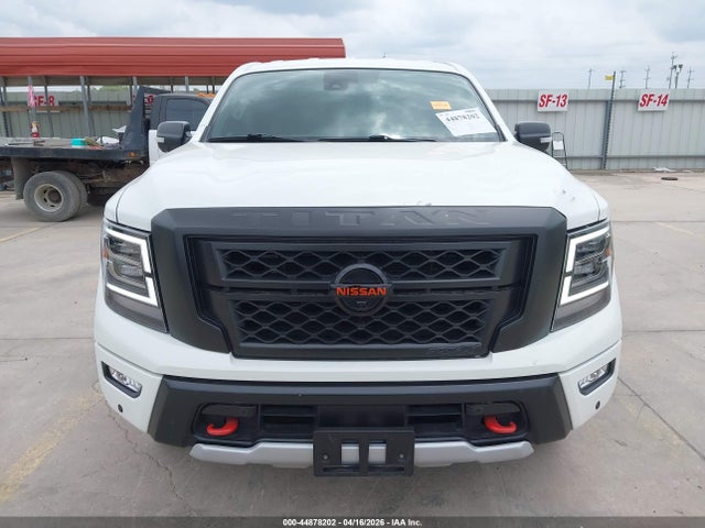 Nissan Titan Pro-4x 4x4 2022 1N6AA1ED1NN101509 Image 13