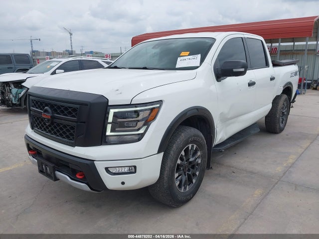 Nissan Titan Pro-4x 4x4 2022 1N6AA1ED1NN101509 Image 2
