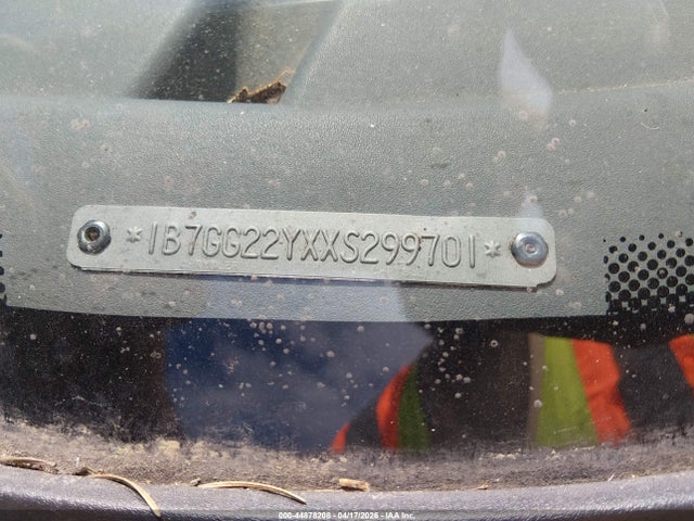 44878208 :رقم المزاد ، 1B7GG22YXXS299701 vin ، 1999 Dodge Dakota Slt/sport مزاد بيع
