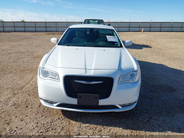 Aukcja sprzedaży 2019 Chrysler 300 Touring, vin: 2C3CCAAG2KH715659, numer aukcji: 44878209