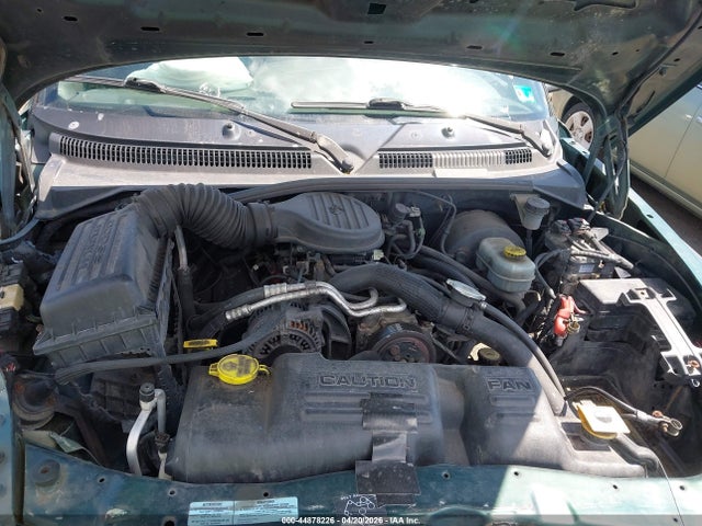 44878226 :رقم المزاد ، 1B7GG26X5YS749922 vin ، 2000 Dodge Dakota Slt/sport مزاد بيع