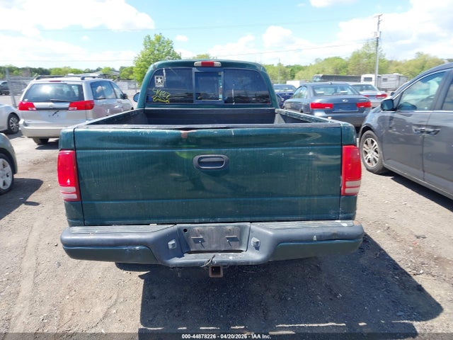 44878226 :رقم المزاد ، 1B7GG26X5YS749922 vin ، 2000 Dodge Dakota Slt/sport مزاد بيع