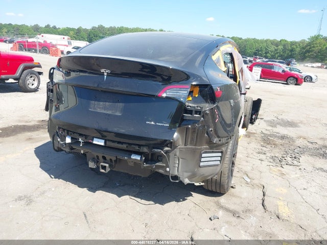 2023 Tesla Model Y Awd/long Range Dual Motor All-wheel Drive მანქანა იყიდება აუქციონზე, vin: 7SAYGDEE0PA116319, აუქციონის ნომერი: 44878227
