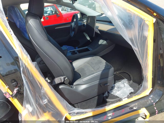 2023 Tesla Model Y Awd/long Range Dual Motor All-wheel Drive მანქანა იყიდება აუქციონზე, vin: 7SAYGDEE0PA116319, აუქციონის ნომერი: 44878227