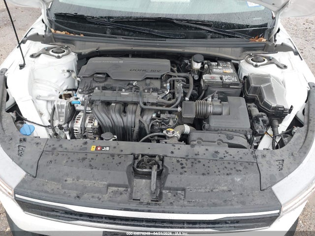 2025 Kia K4 Lxs მანქანა იყიდება აუქციონზე, vin: 3KPFT4DE8SE132870, აუქციონის ნომერი: 44878249
