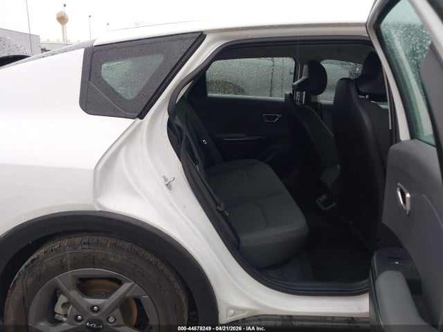 2025 Kia K4 Lxs მანქანა იყიდება აუქციონზე, vin: 3KPFT4DE8SE132870, აუქციონის ნომერი: 44878249
