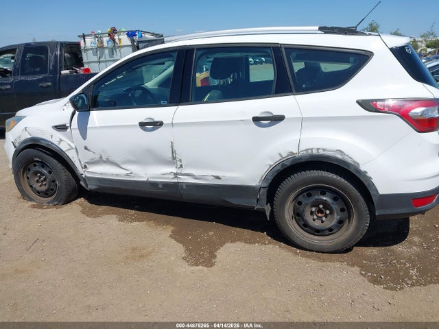 1FMCU0F79HUA23458 Ford ESCAPE S