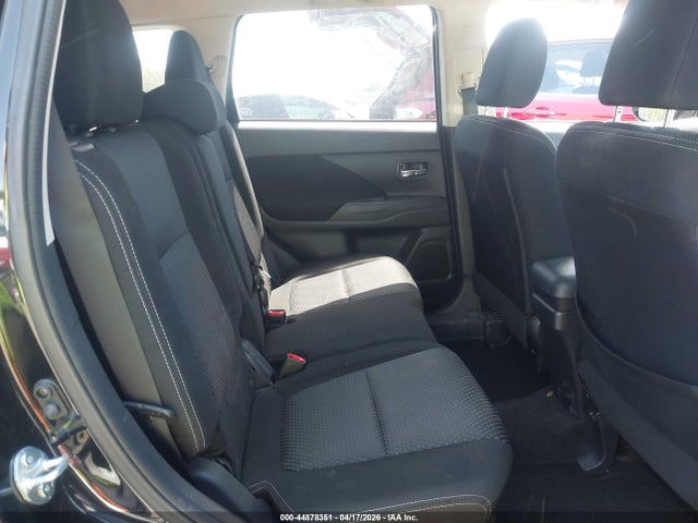 Продаж на аукціоні авто 2017 Mitsubishi Outlander Es, vin: JA4AZ2A30HZ031863, номер лоту: 44878351