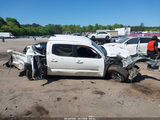 Продажа на аукционе авто 2023 Toyota Tacoma Trd Off Road, vin: 3TMAZ5CN9PM197336, номер лота: 44878367