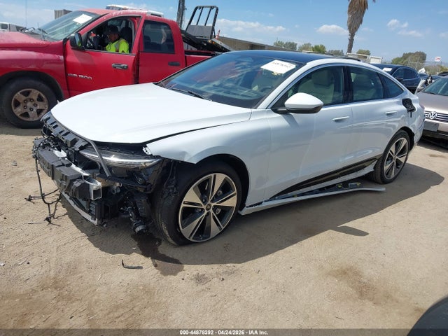 WAU2CAGH0SA021443 Audi A6 E-tron Premium Plus