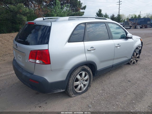 Продажа на аукционе авто 2012 Kia Sorento Lx, vin: 5XYKT3A60CG245867, номер лота: 44878393