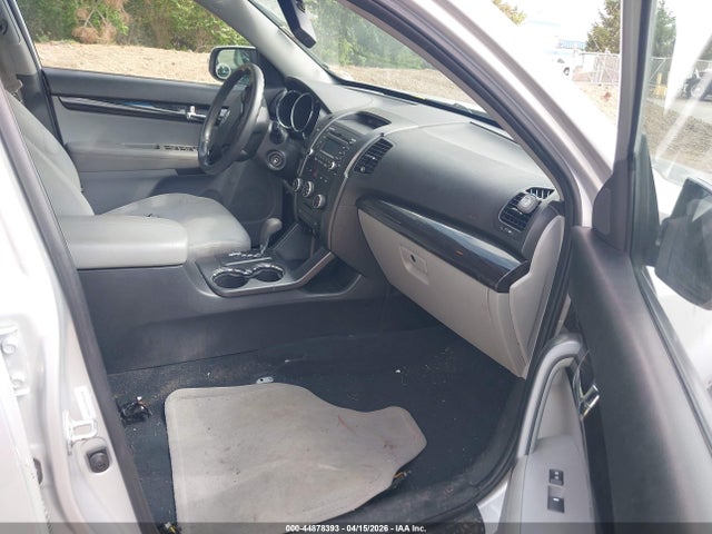 Продажа на аукционе авто 2012 Kia Sorento Lx, vin: 5XYKT3A60CG245867, номер лота: 44878393