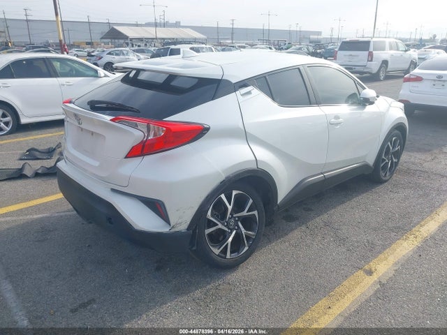Toyota C-HR XLE 2018 NMTKHMBX9JR039086 Image 4