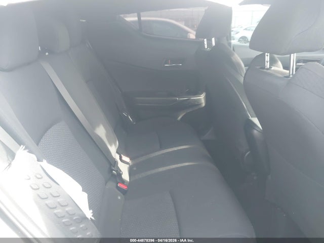 Toyota C-HR XLE 2018 NMTKHMBX9JR039086 Image 8