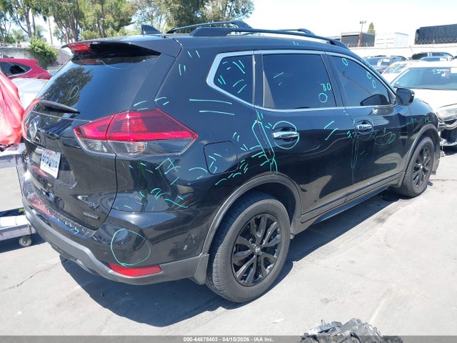 5N1AT2MT2JC767548 Nissan ROGUE SV