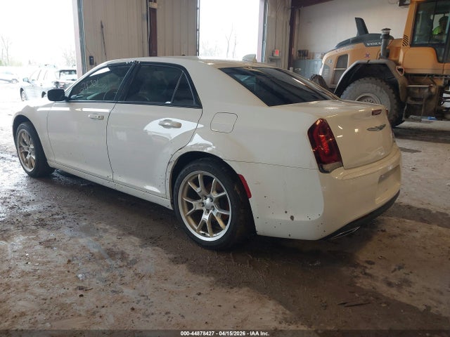 44878427 :رقم المزاد ، 2C3CCABG2KH540196 vin ، 2019 Chrysler 300 S مزاد بيع