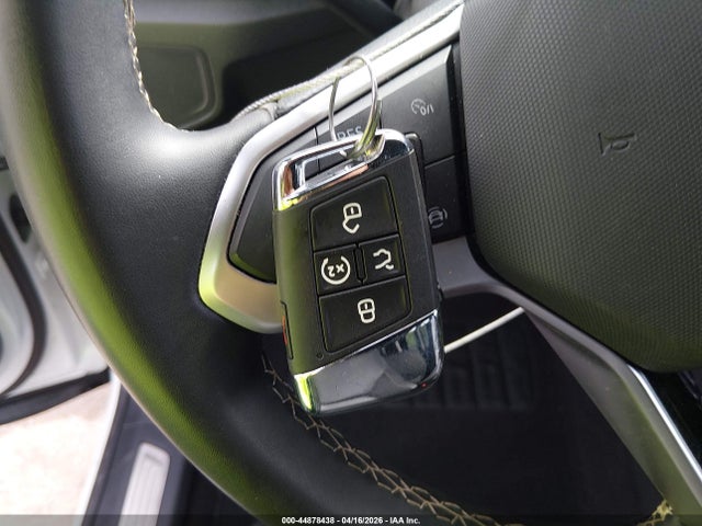 Продажа на аукционе авто 2023 Volkswagen Atlas Cross Sport 2.0t Se W/technology, vin: 1V2JC2CA5PC219278, номер лота: 44878438