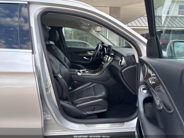 2016 MERCEDES-BENZ GLC 300 WDC0G4JB5GF106884 Photo 4