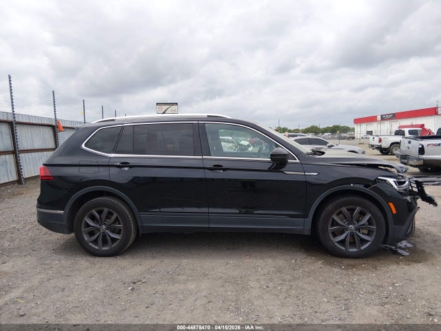 Продаж на аукціоні авто 2022 Volkswagen Tiguan 2.0t Se, vin: 3VV3B7AXXNM082949, номер лоту: 44878470